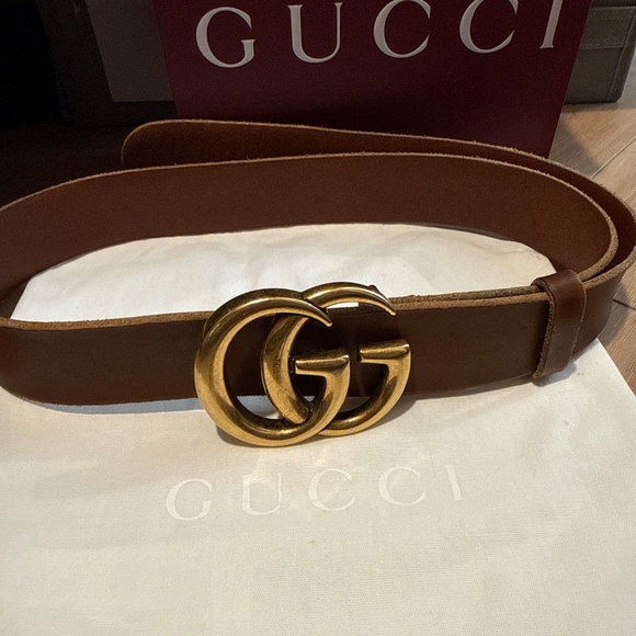Authentic Gucci Marmont GG belt in rich brown leather with iconic antique gold d main image 5